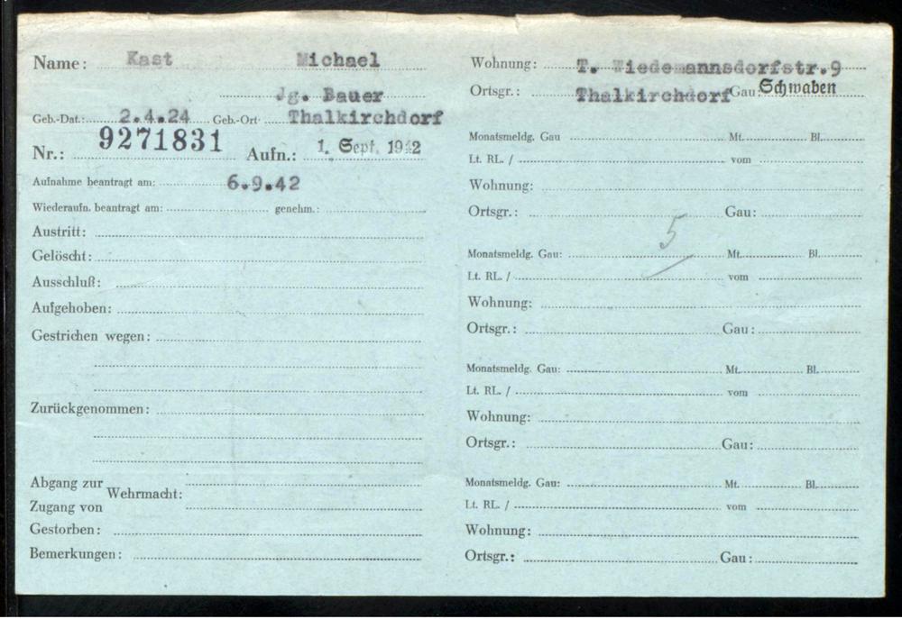 La tarjeta de identidad emitida por el Archivo Federal de Alemania muestra que un hombre de 18 años llamado Michael Kast se afilió al Partido Nacionalsocialista de los Trabajadores Alemanes (NSDAP por sus siglas en alemán) el 1 de septiembre de 1942
