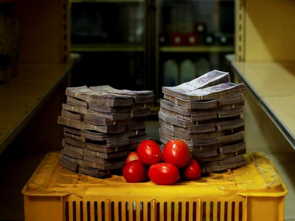 ¿Cuánto dinero se necesita para comprar un kilo de tomates en Venezuela?