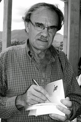 Enrique Mujica