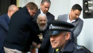 Assange trasladado al tribunal