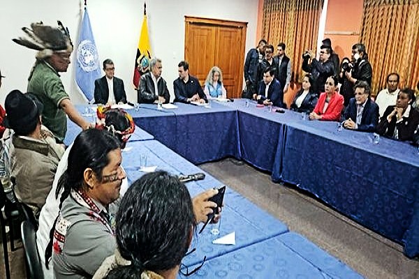 Representantes de organizaciones indígenas se reunieron con representantes del Gobierno de Ecuador durante el 2021.