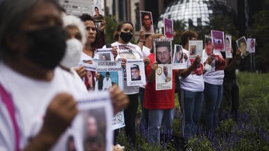 Marchan en México por los desaparecidos