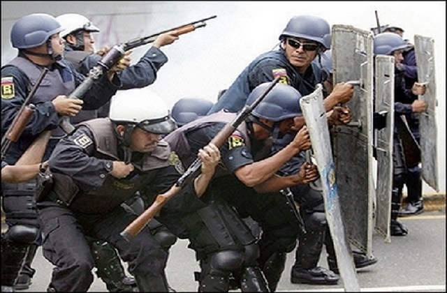 Antígua Policía Metropolitana de Caracas, que actuó a las órdenes del alcalde golpista Alfredo Peña