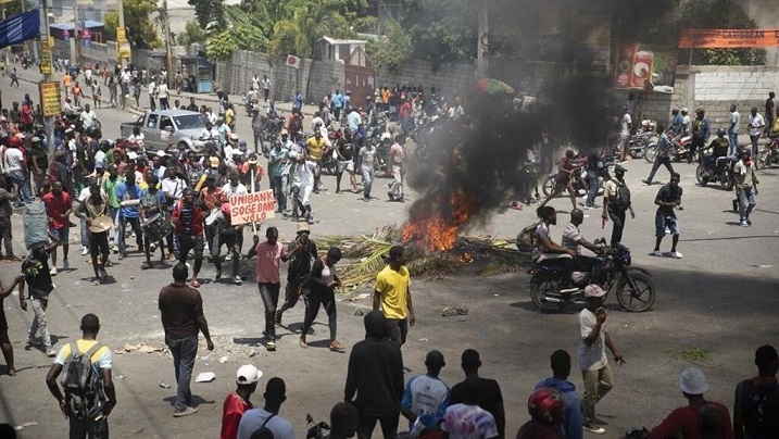 Semanas atrás hubo fuertes protestas en Haití por aumento de la gasolina