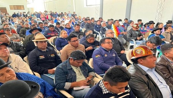 MAS de Bolivia decidió declarar el estado de emergencia por los planes derechistas