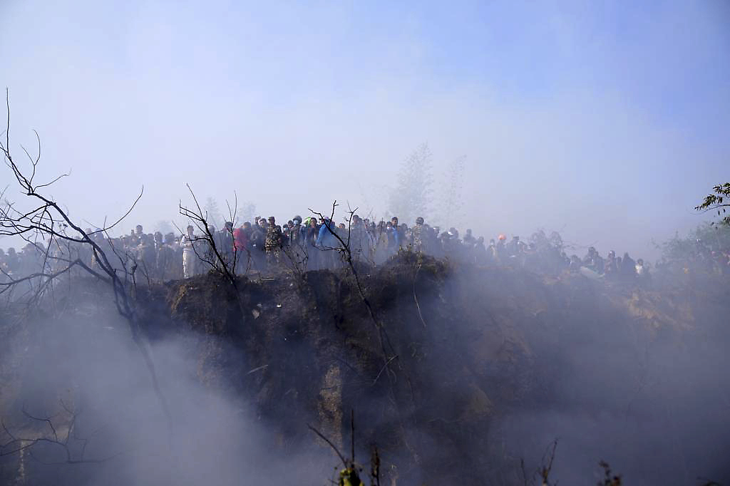 Un avión de la aerolínea Yeti Airlines se estrelló en la ciudad de Pokhara, en Nepal