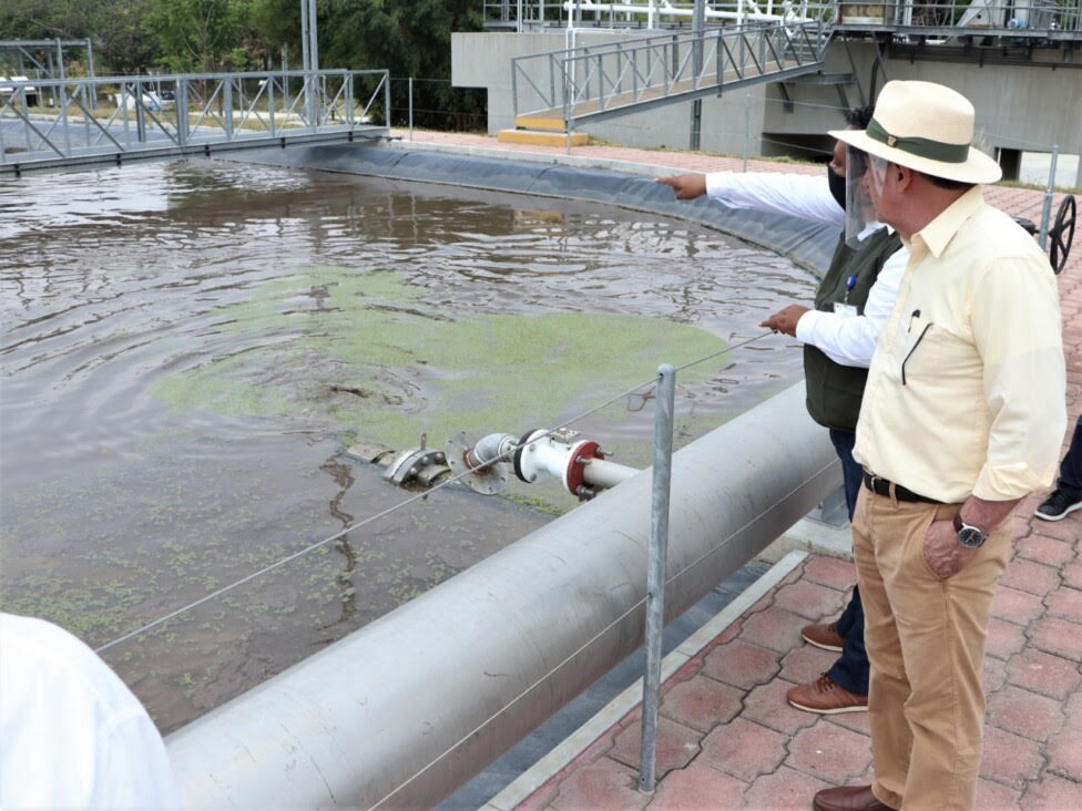 Una planta de tratamiento de aguas residuales en la ciudad de Tuxtla Gutiérrez, en el sur de México. Si son adecuadamente tratadas,esas aguas servidas pueden en gran medida reutilizarse para el consumo, generar energía y además producir fertilizantes