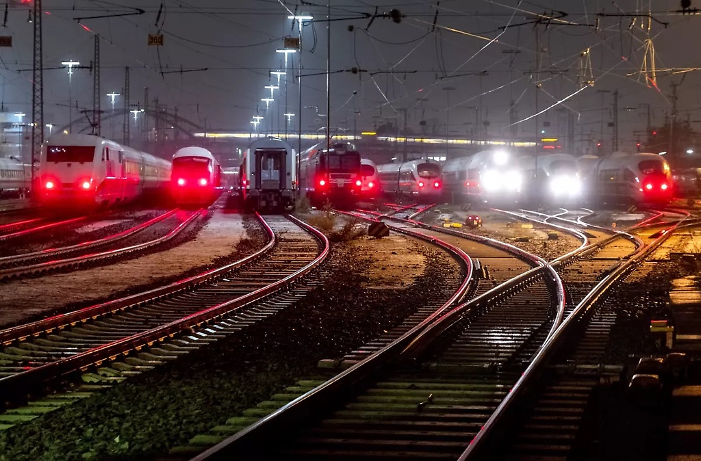Operadores ferroviarios de Alemania realizan paro de 24 horas