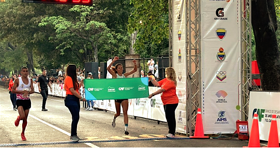 La venezolana Joselyn Brea rompió el récord nacional en la Media Maratón