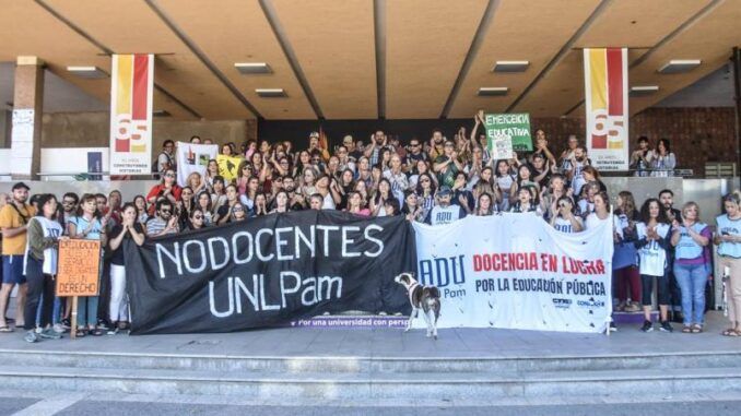 Universidades argentinas van a paro