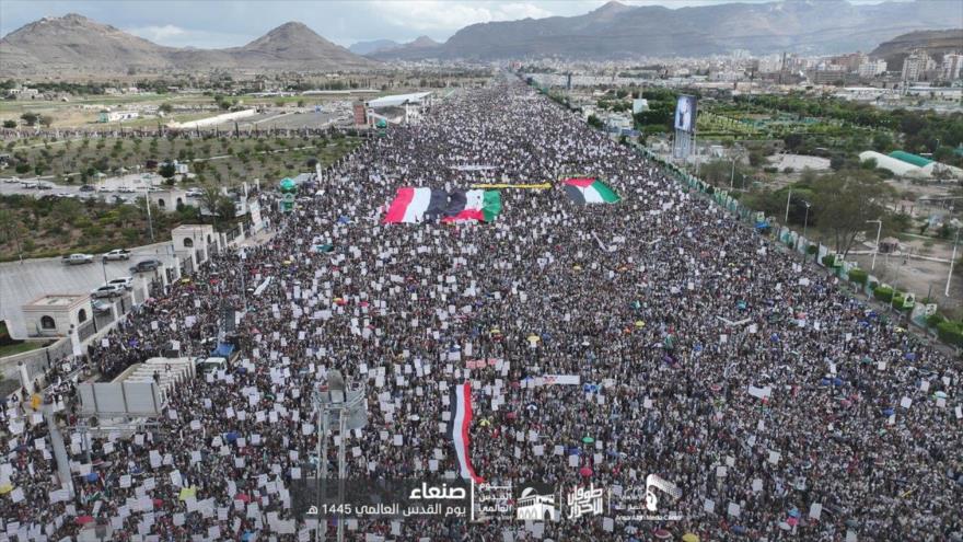 Yemeníes marchan en Saná, la capital, por el Día Mundial de Al-Quds