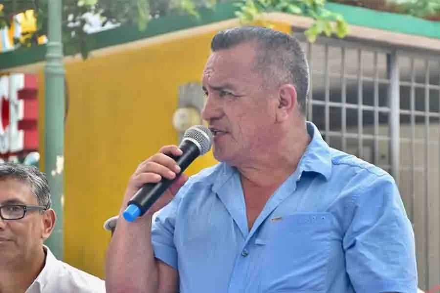 José Sánchez, alcalde del cantón Camilo Ponce Enríquez en Ecuador