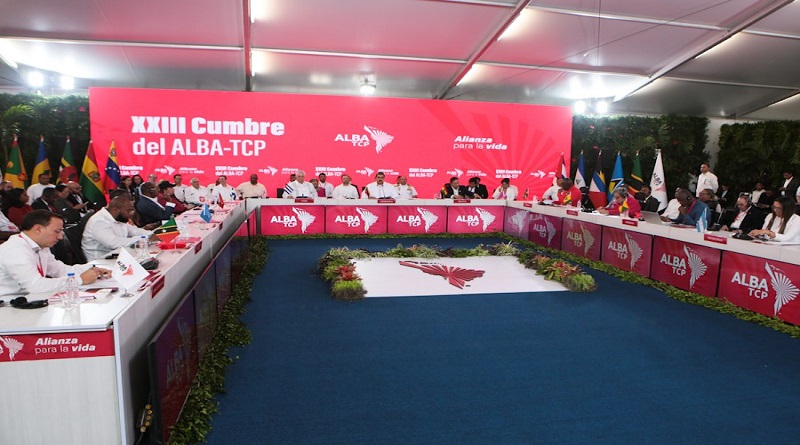 Cumbre del Alba-Tcp en Caracas
