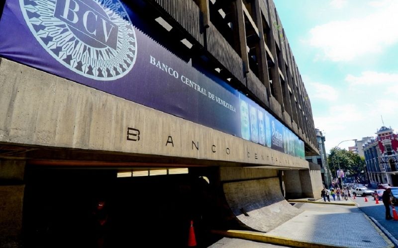 Fachada del Banco Central de Venezuela BCV en Caracas