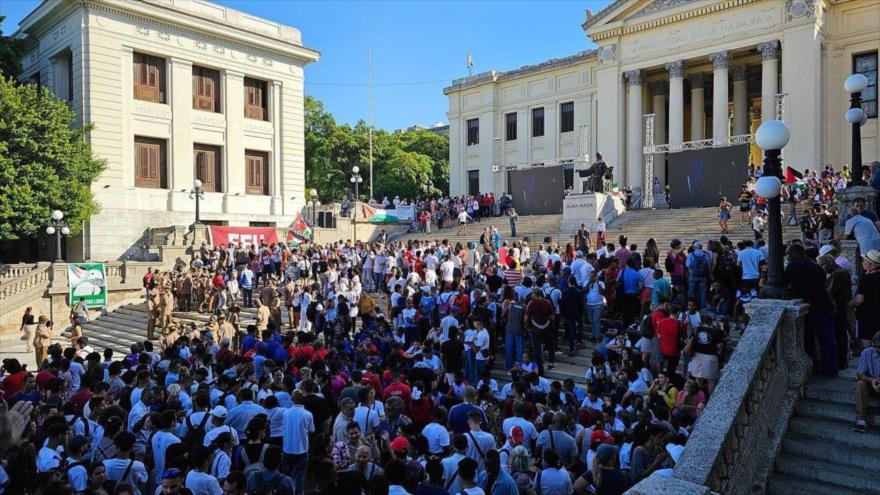 Estudiantes de la Universidad de La Habana realizan manifestación en apoyo a Palestina
