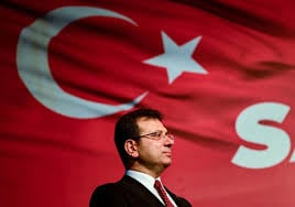 Arrestan a miembros de la oposición en Turquía, entre ellos al alcalde de Estambul, Ekrem Imamoglu