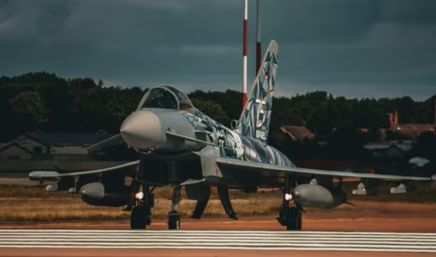 Poljska aktivirala obrambo zračnega prostora zaradi ruskih dronov