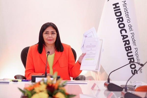 La vicepresidenta venezolana afirma que Trinidad y Tobago le ha declarado la guerra a Caracas.