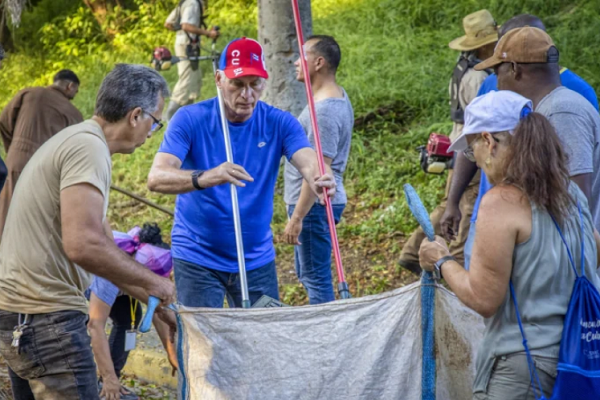 “Esto une, porque cuando uno está motivado por enfrentar una situación, estamos compartiendo entre todos, vemos el resultado», dijo el mandatario.