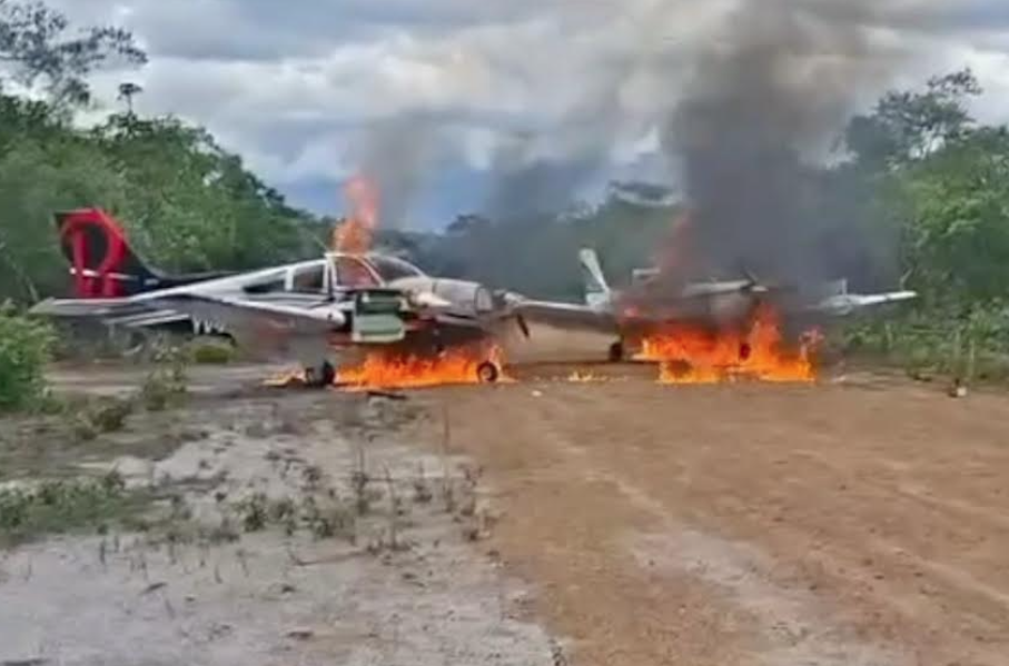 Sistema Defensivo Territorial inutilizó aeronaves ocultas en pista clandestina en Amazonas