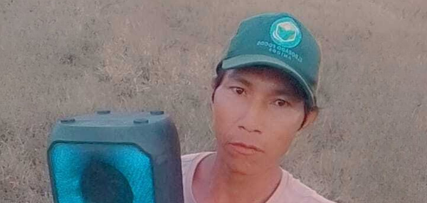 Vicente Fernandes Vilhalva, portavoz del Pueblo Guaraní-Kaiowá, fue asesinado de un disparo en la frente por hombres armados que atacaron su comunidad. 