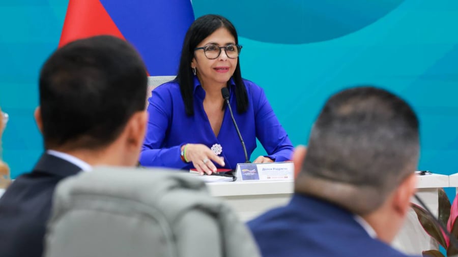 La vicepresidenta de la República, Delcy Rodríguez, indicó que se están proponiendo 42 nuevas acciones en 10 ámbitos existentes entre ambos países, entre los que mencionó avances en áreas de energía, gas, transporte, deporte, cultura y finanzas.