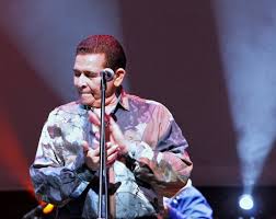 Más allá de su faceta como intérprete, Hernán Marín realizó contribuciones sustanciales en la investigación y enseñanza de las tradiciones musicales locales de su región, asegurando que este legado perdure.