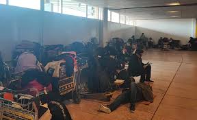 Pasajeros que iban a Venezuela, varados en el aeropuerto de Barajas por una información del gobierno de EEUU de no viajar al país bolivariano