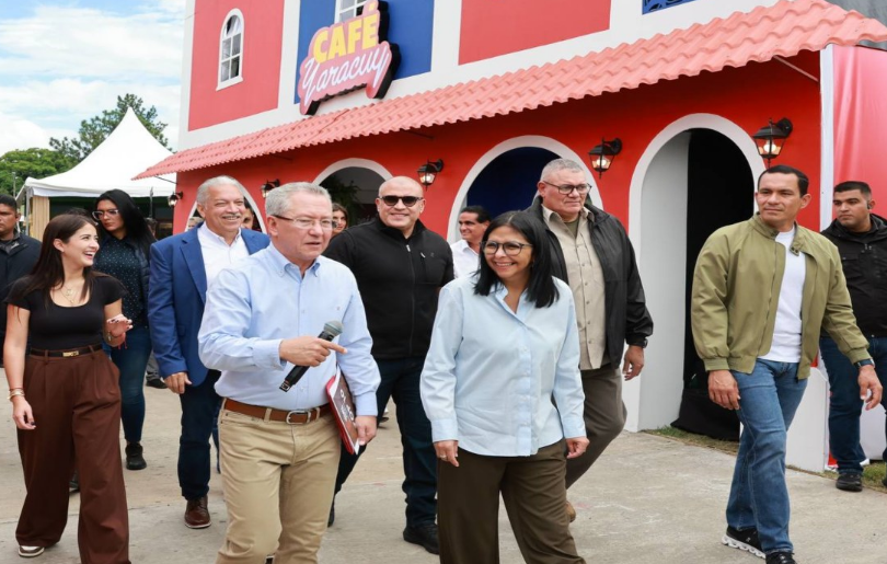 Desde la Base Aérea de La Carlota, en Miranda, destacó que la producción de café aumentó a un 55%