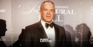 Raúl Rocha Cantú presidente del Miss Universo