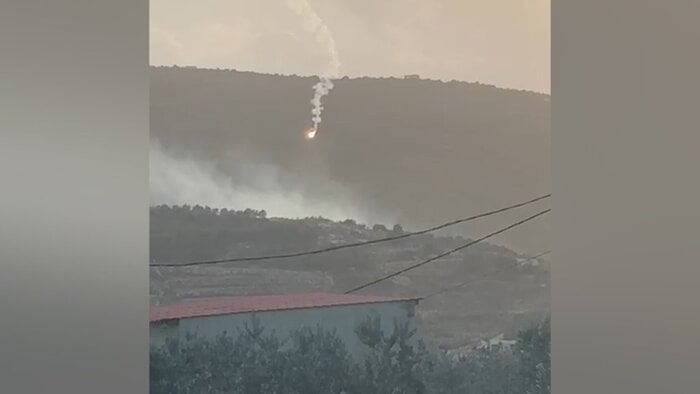 Mientras el Papa León XIV llegaba al Líbano con un mensaje de esperanza y paz, el ejército israelí llevó a cabo incursiones y bombardeos en la frontera sur, ensombreciendo la agenda de alto el fuego.