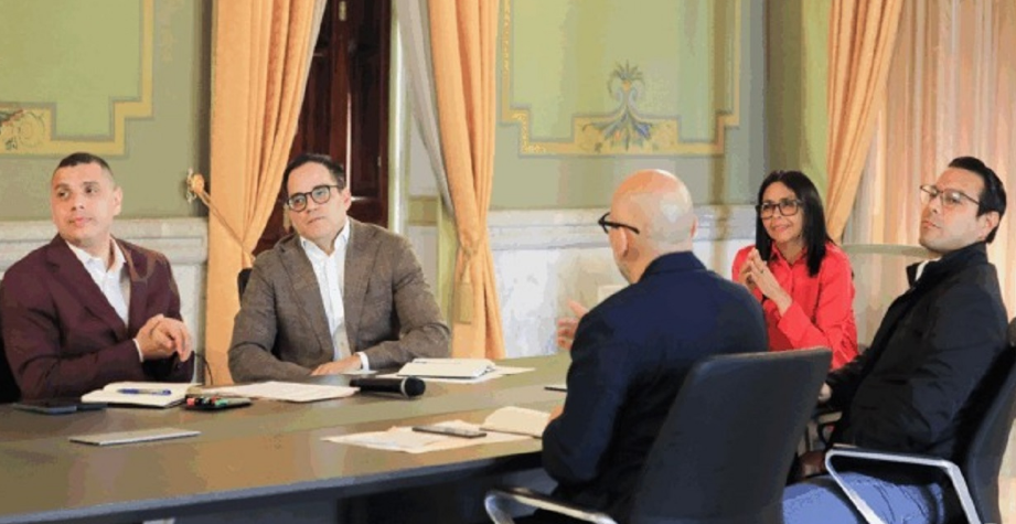 Delcy Rodríguez destacó que la productividad se desarrolla bajo un esquema de control soberano