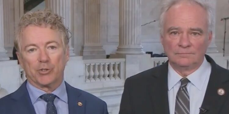 Senadores Rand Paul y Tim Kaine