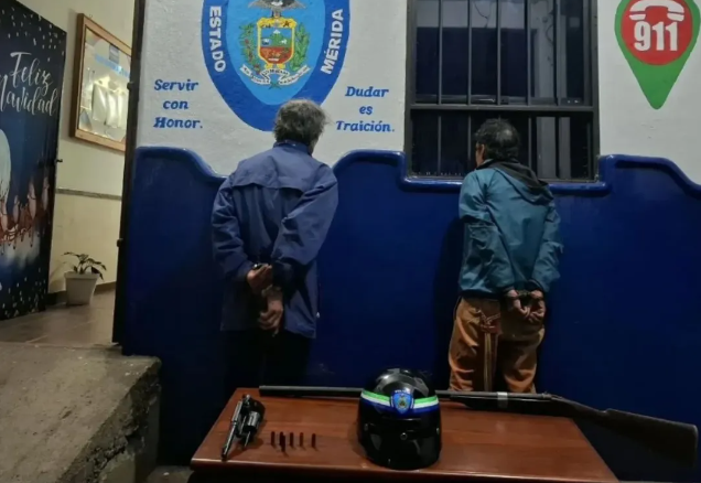 PoliMérida detuvo a dos hombres por celebrar captura de Nicolás Maduro y Cilia Flores
