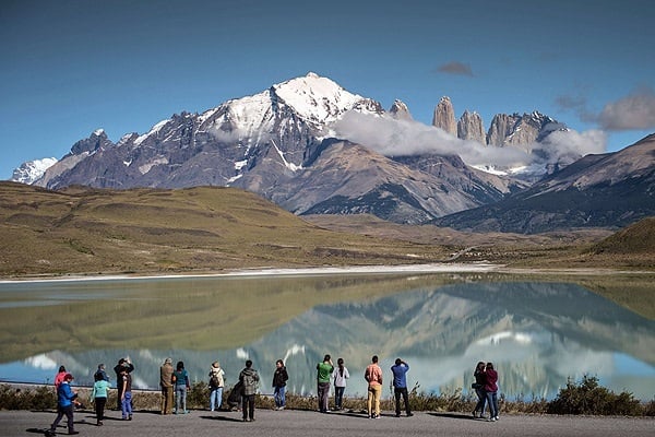 Protestan presencia de soldados israelíes en la Patagonia