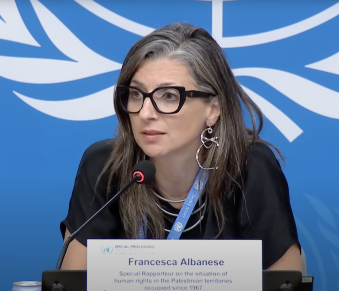 La demanda incluye a Marco Rubio, Pam Bondi y Scott Besent, funcionarios vinculados con Trump.